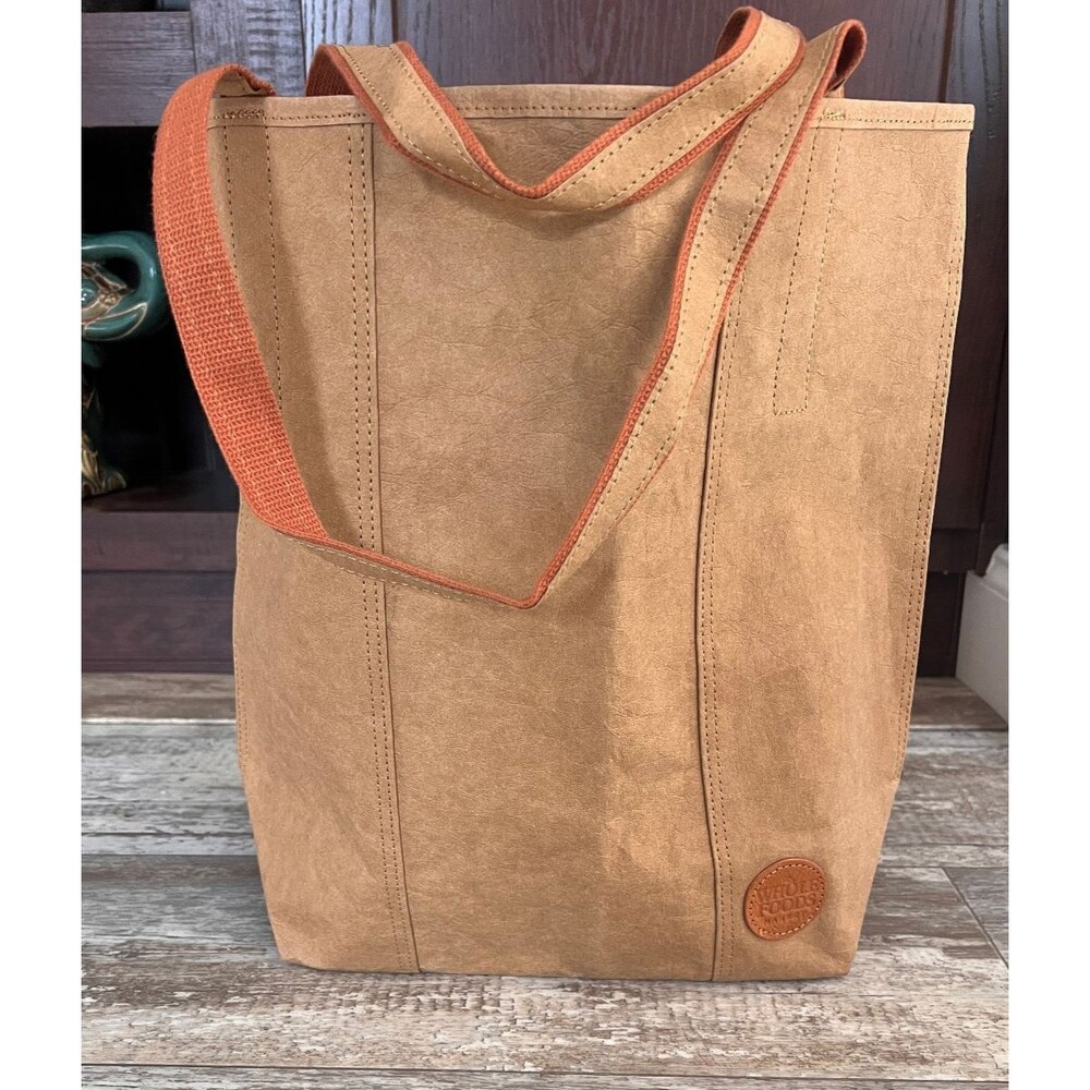 Whole Foods Tan Out of the Woods Washable Paper Tote Bag Keep Cool 2019 Limited